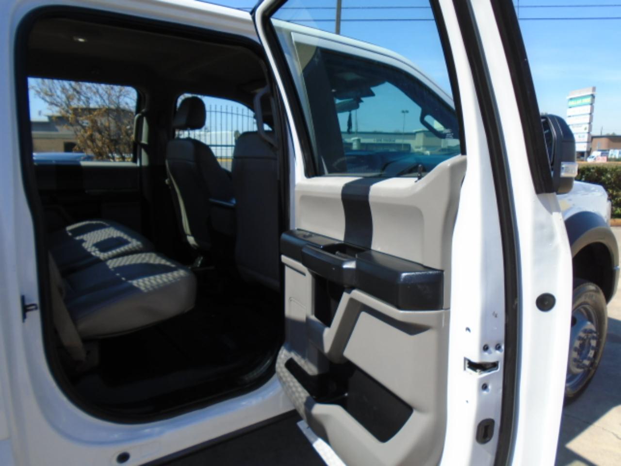 Ford F-550 Crew Cab DRW 4WD 2018