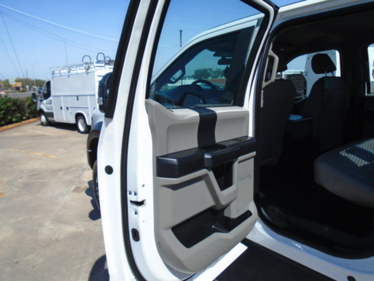 Ford F-550 Crew Cab DRW 4WD 2018