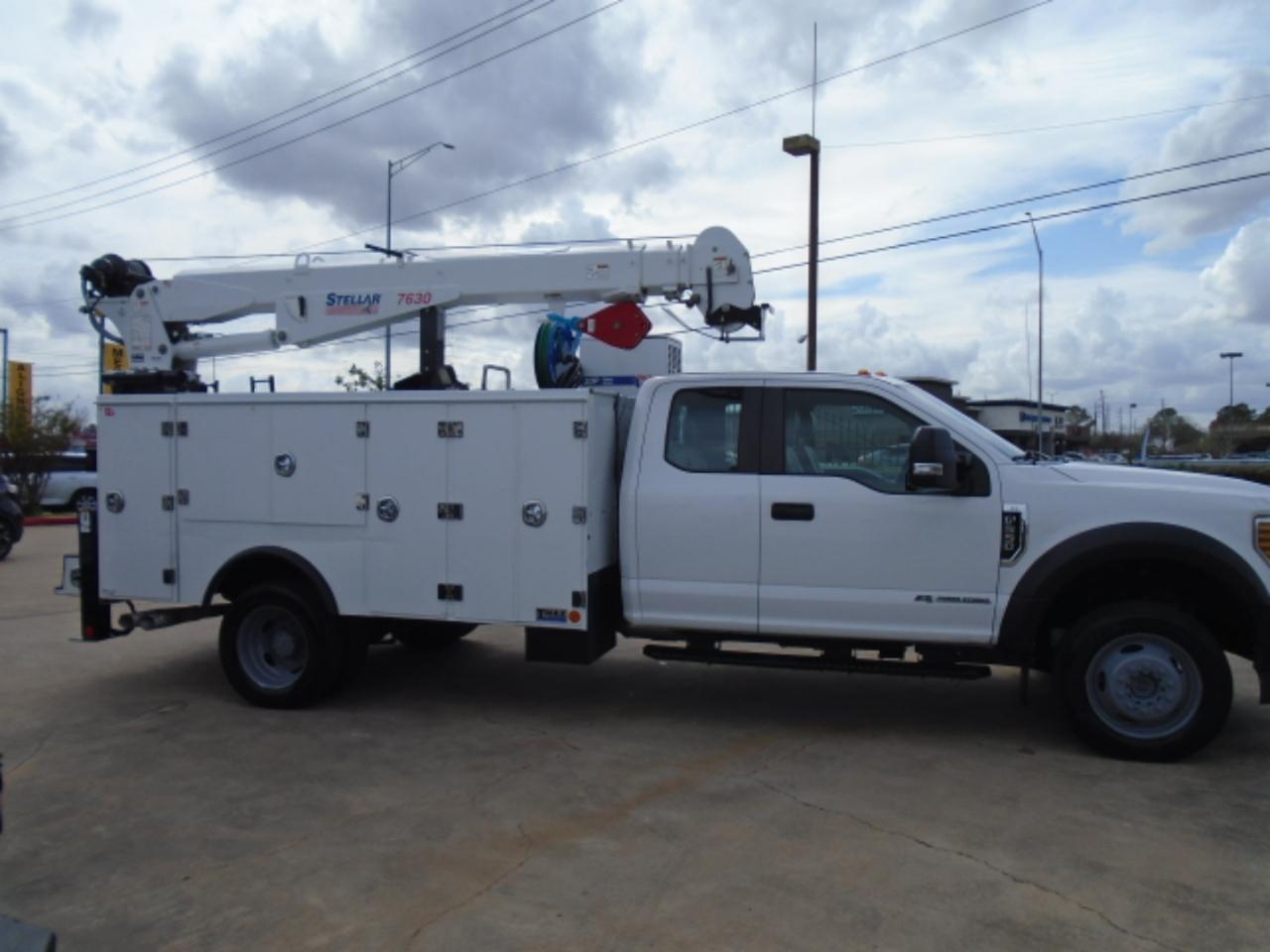 Ford F-550 SuperCab DRW 4WD 2019