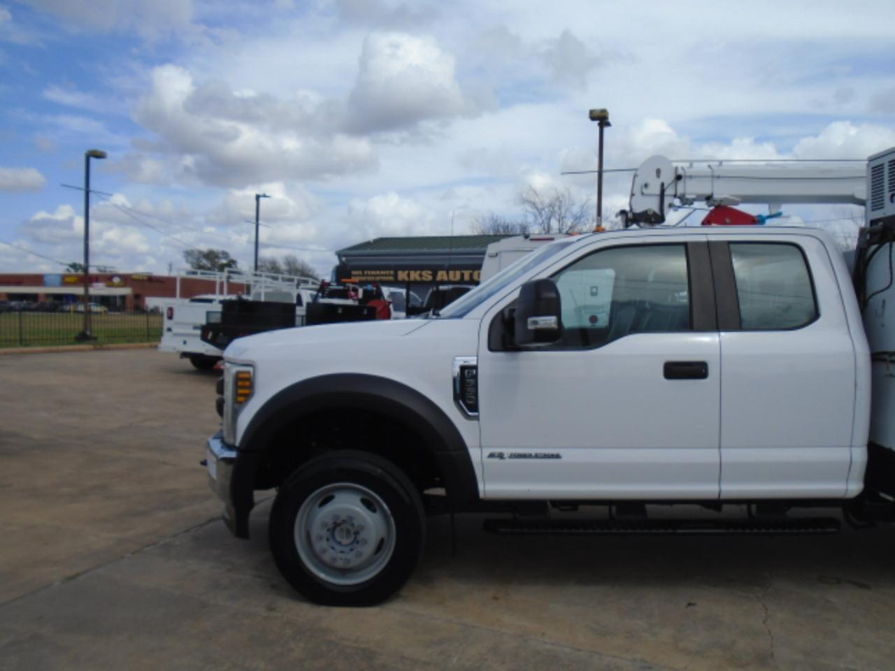 Ford F-550 SuperCab DRW 4WD 2019