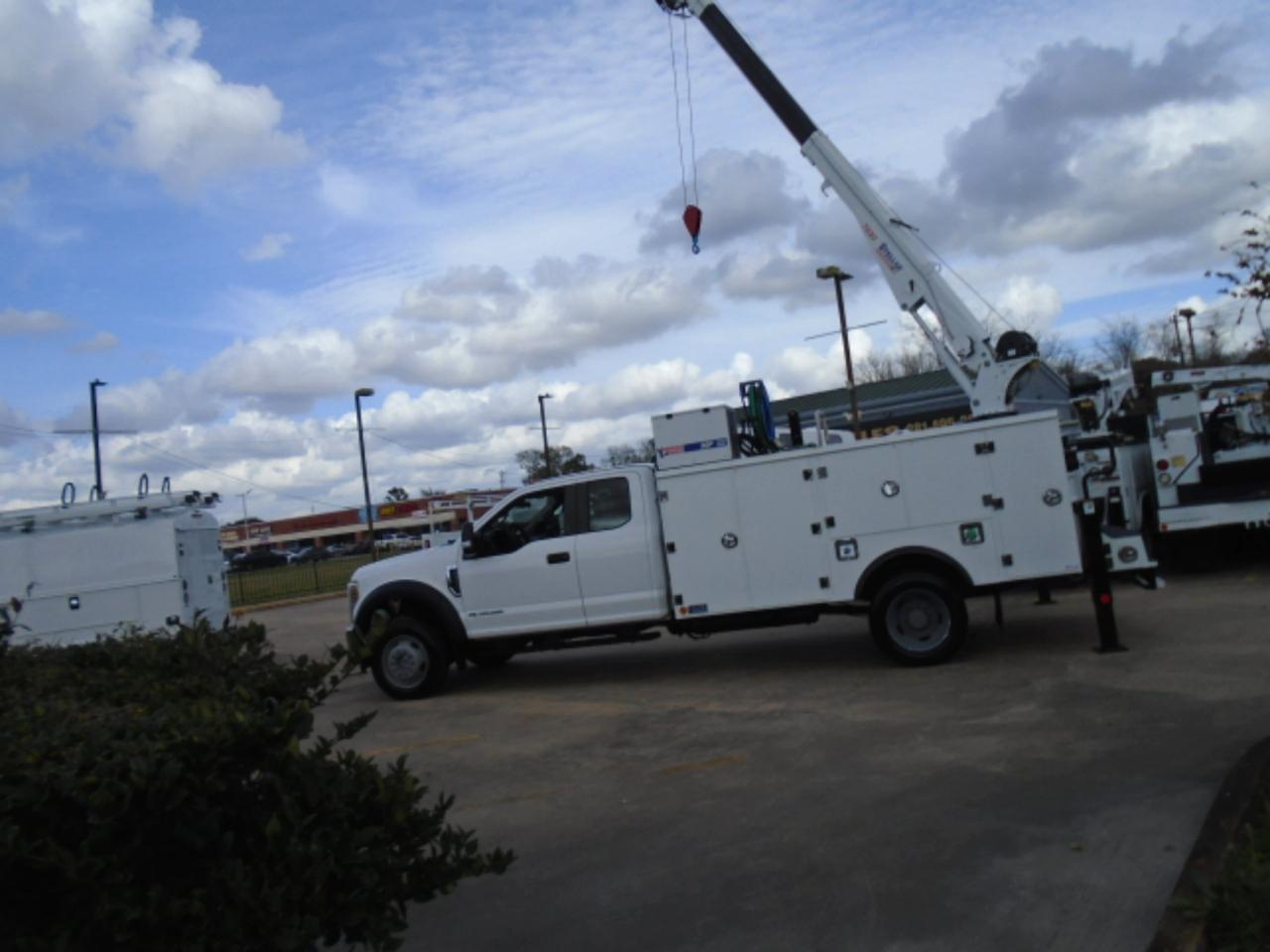 Ford F-550 SuperCab DRW 4WD 2019