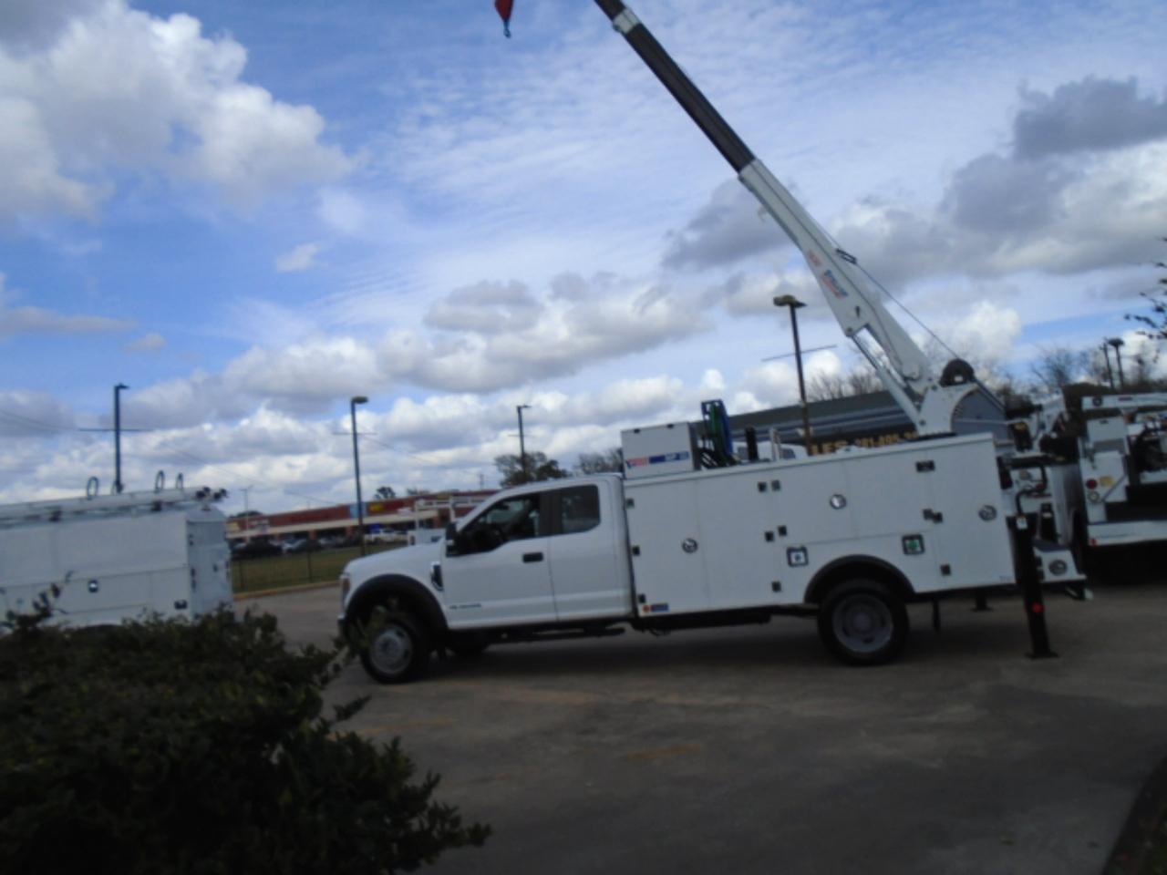 Ford F-550 SuperCab DRW 4WD 2019