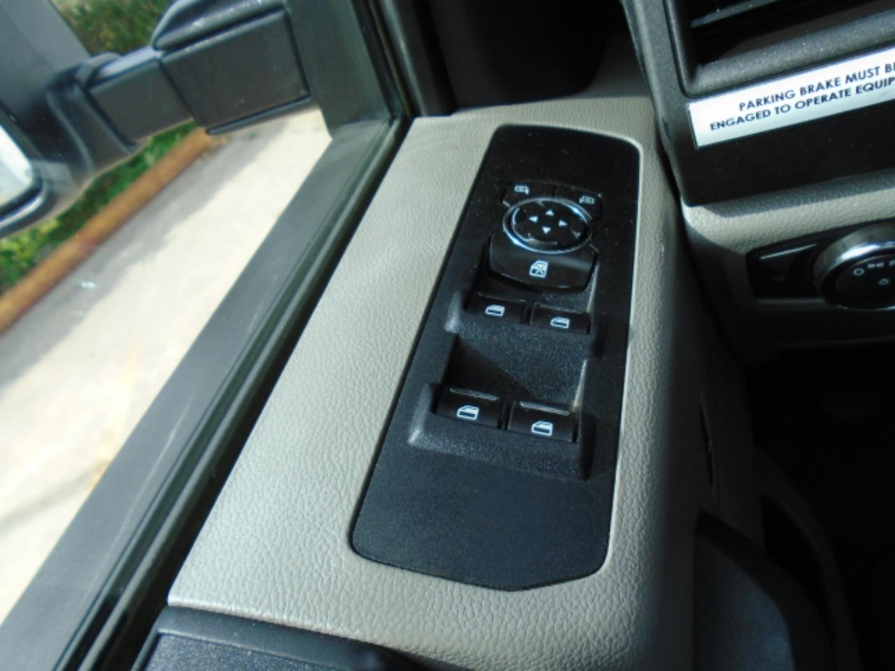 Ford F-550 SuperCab DRW 4WD 2019