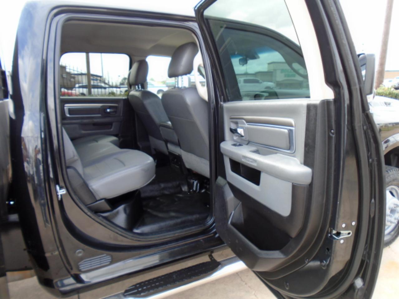 RAM 3500 Crew Cab 4WD DRW 2018