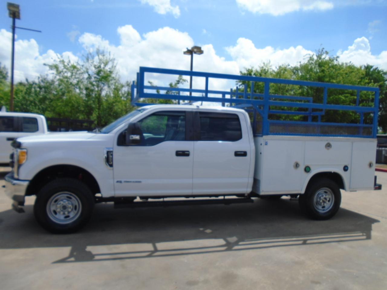 Ford F-250 SD XL Crew Cab Long Bed 4WD 2017