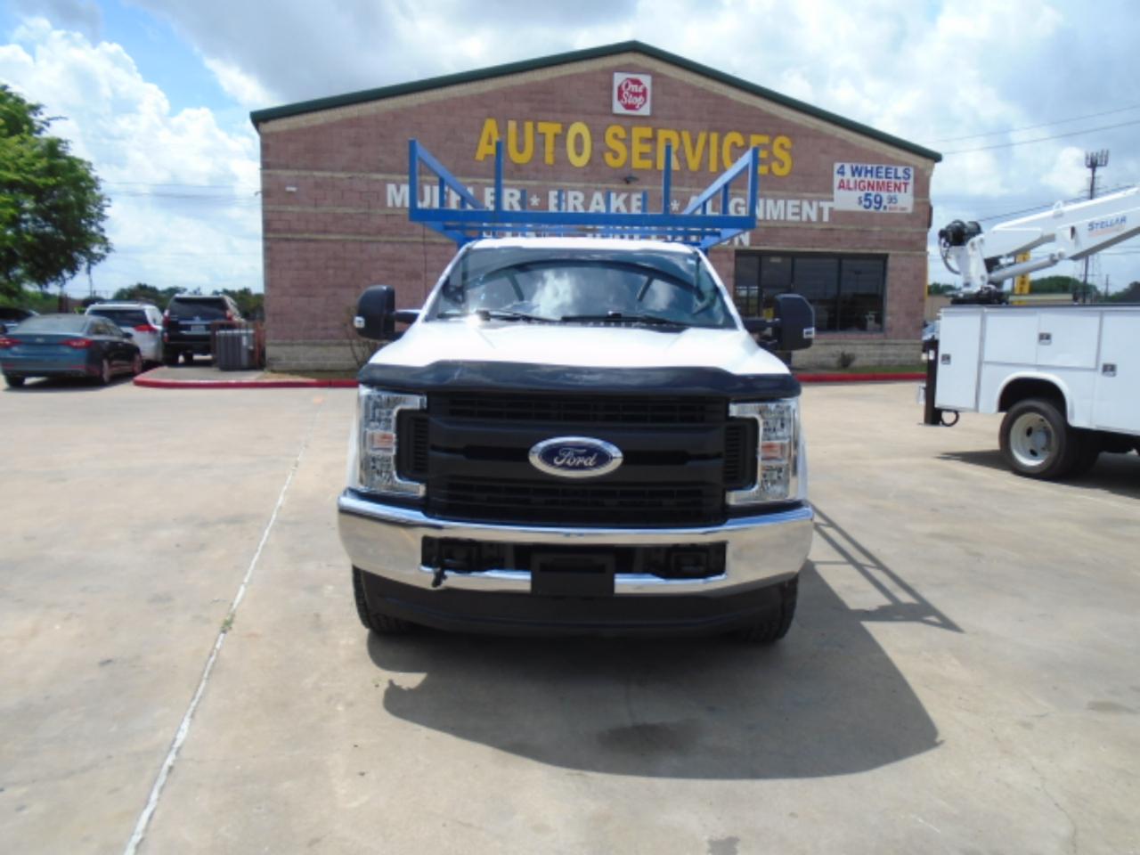 Ford F-250 SD XL Crew Cab Long Bed 4WD 2017