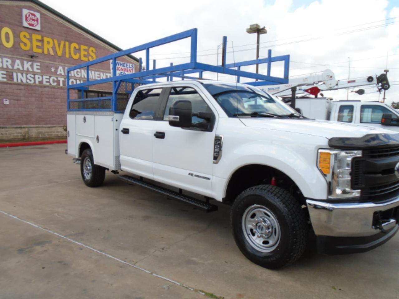 Ford F-250 SD XL Crew Cab Long Bed 4WD 2017