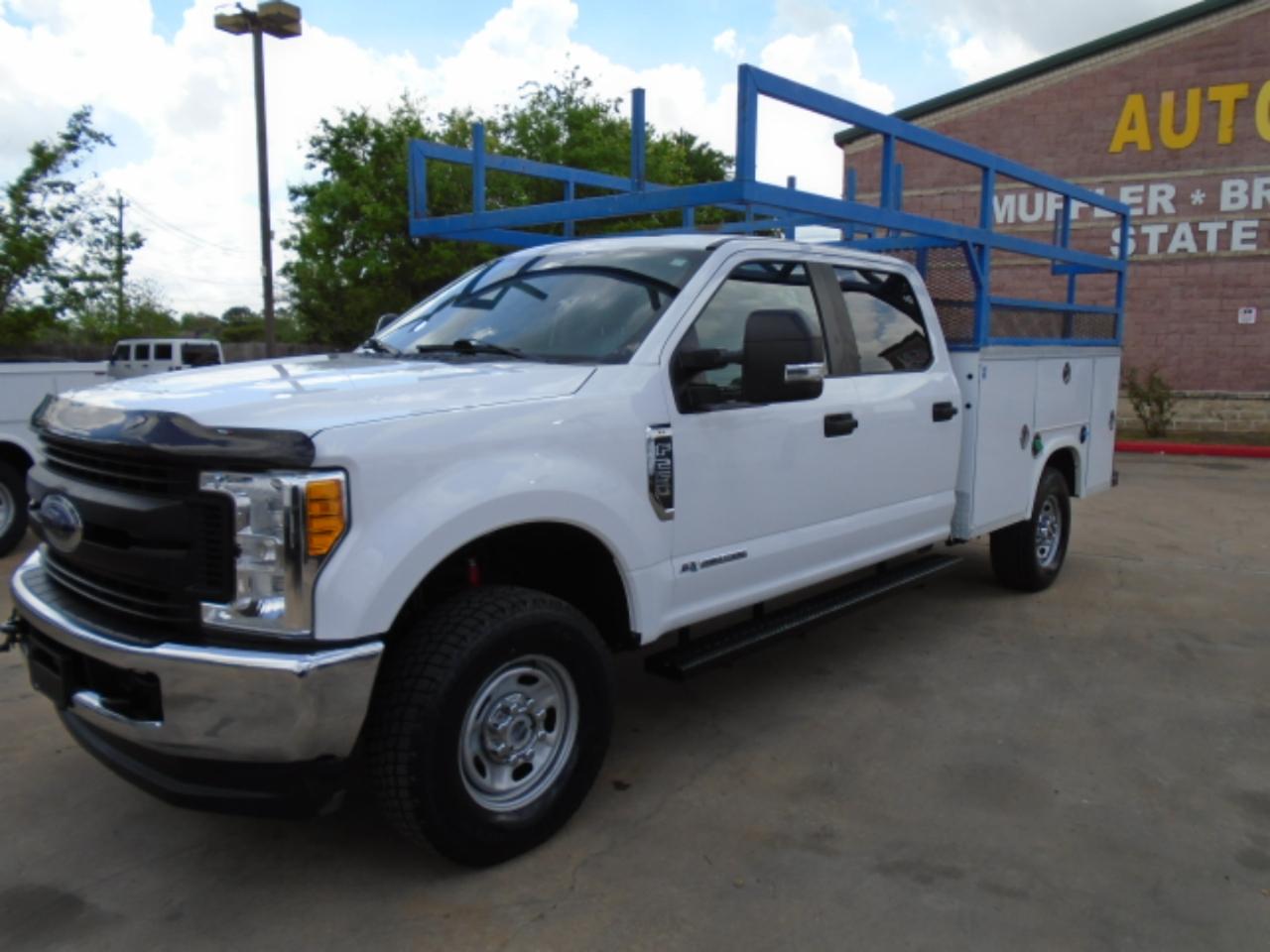 Ford F-250 SD XL Crew Cab Long Bed 4WD 2017