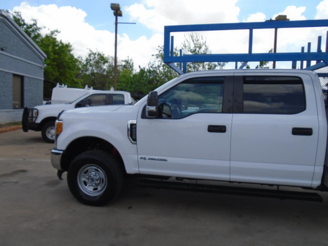 Ford F-250 SD XL Crew Cab Long Bed 4WD 2017