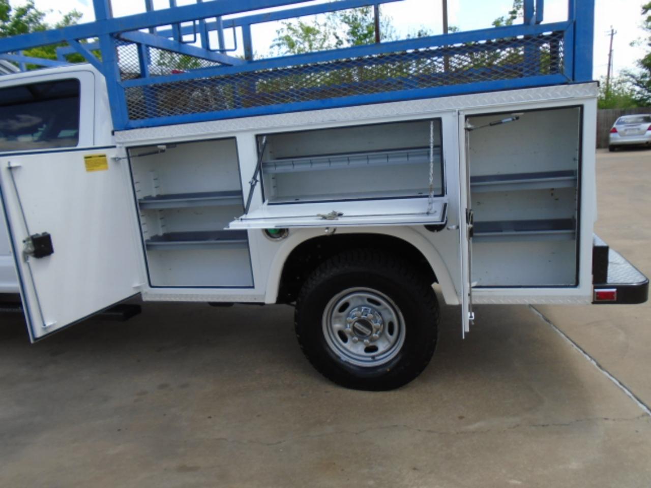 Ford F-250 SD XL Crew Cab Long Bed 4WD 2017