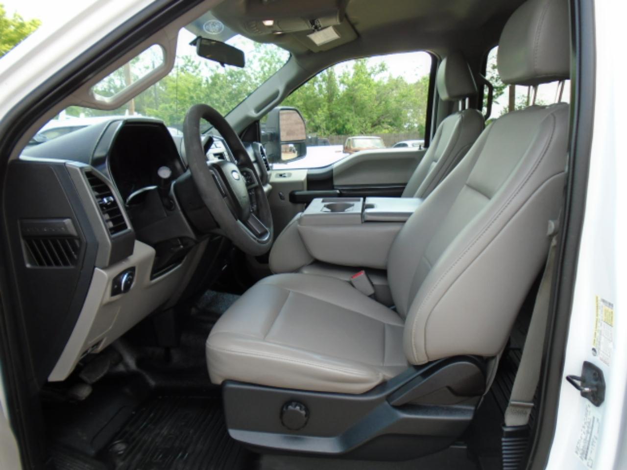 Ford F-250 SD XL Crew Cab Long Bed 4WD 2017