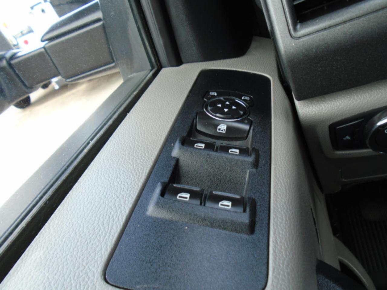 Ford F-250 SD XL Crew Cab Long Bed 4WD 2017