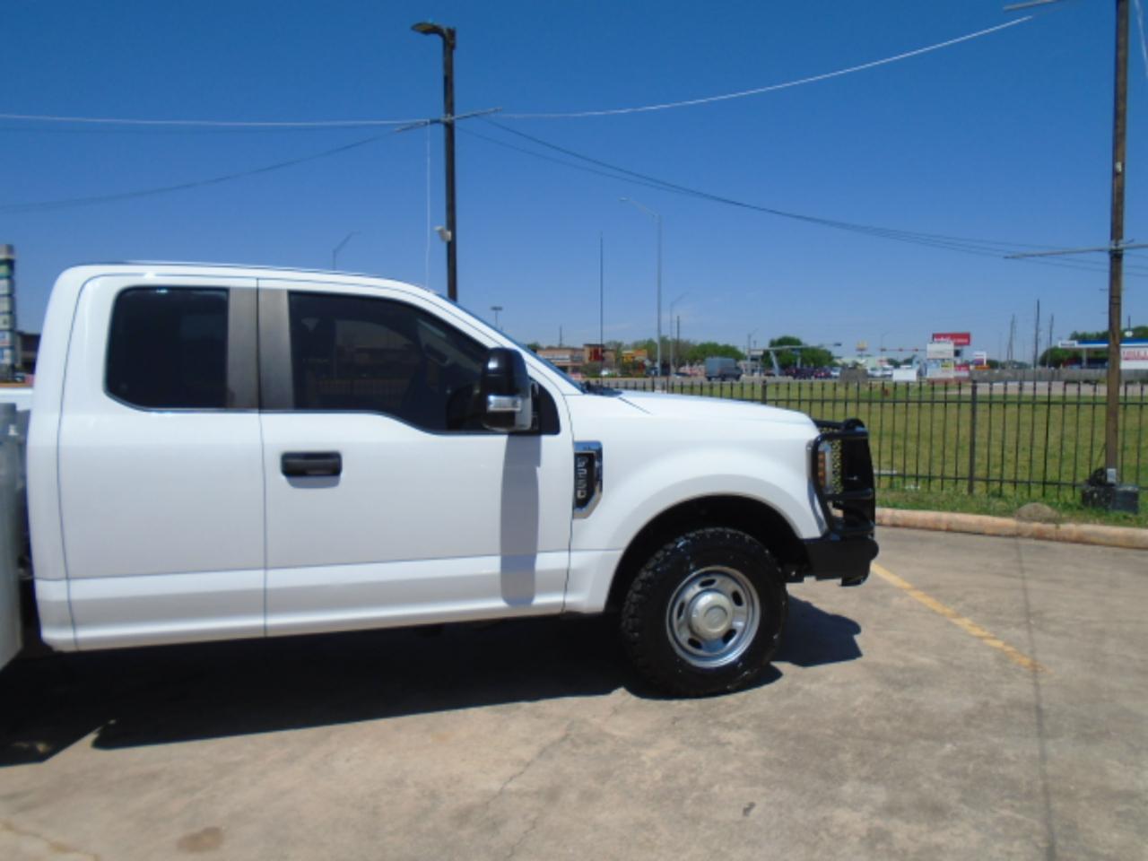 Ford F-250 SD XL SuperCab Long Bed 2WD 2019