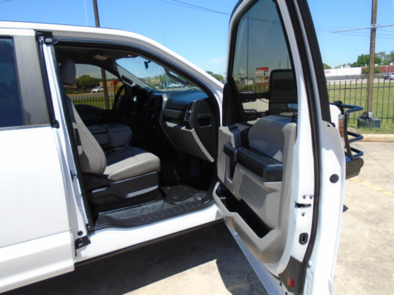 Ford F-250 SD XL SuperCab Long Bed 2WD 2019