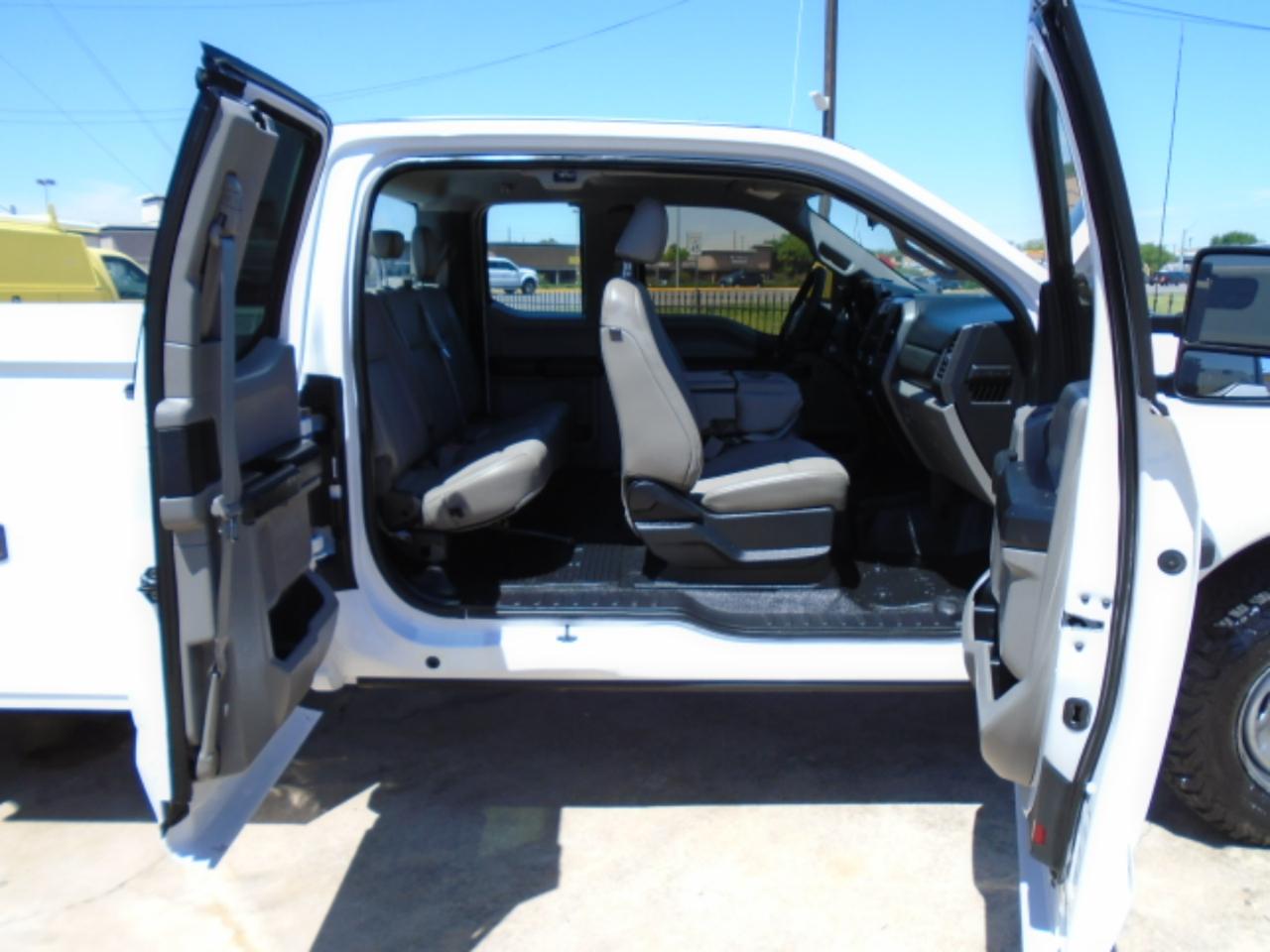 Ford F-250 SD XL SuperCab Long Bed 2WD 2019