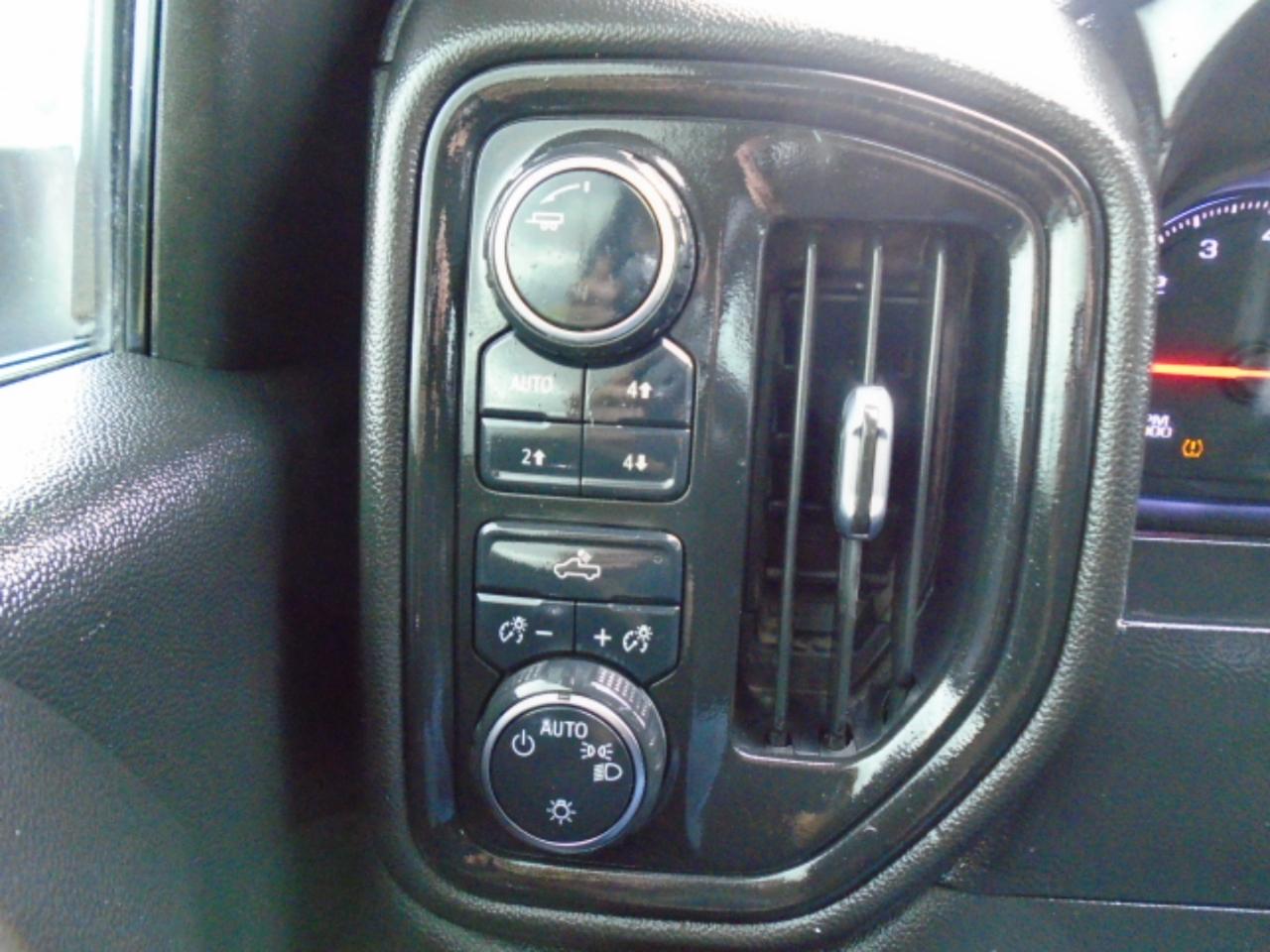 Chevrolet Silverado 2500HD Work Truck Crew Cab Short Box 4WD 2021