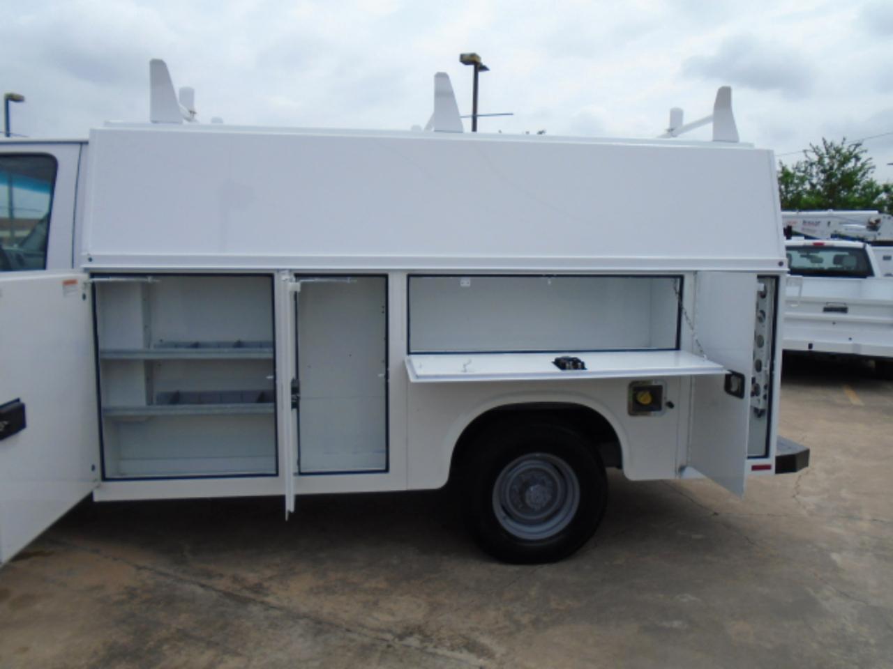 Ford Econoline E-350 Super Duty 2016