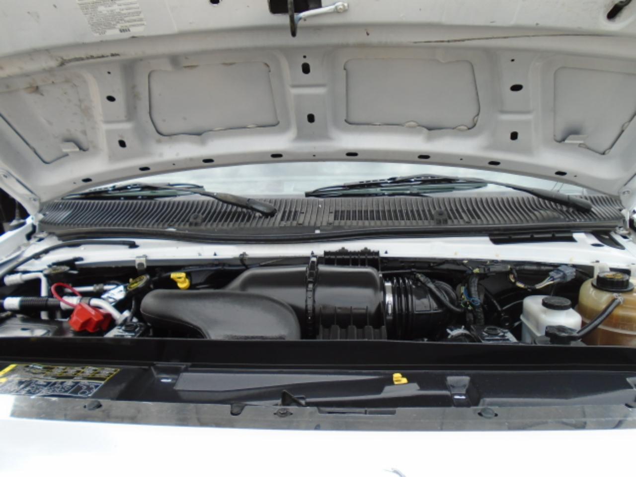 Ford Econoline E-350 Super Duty 2016