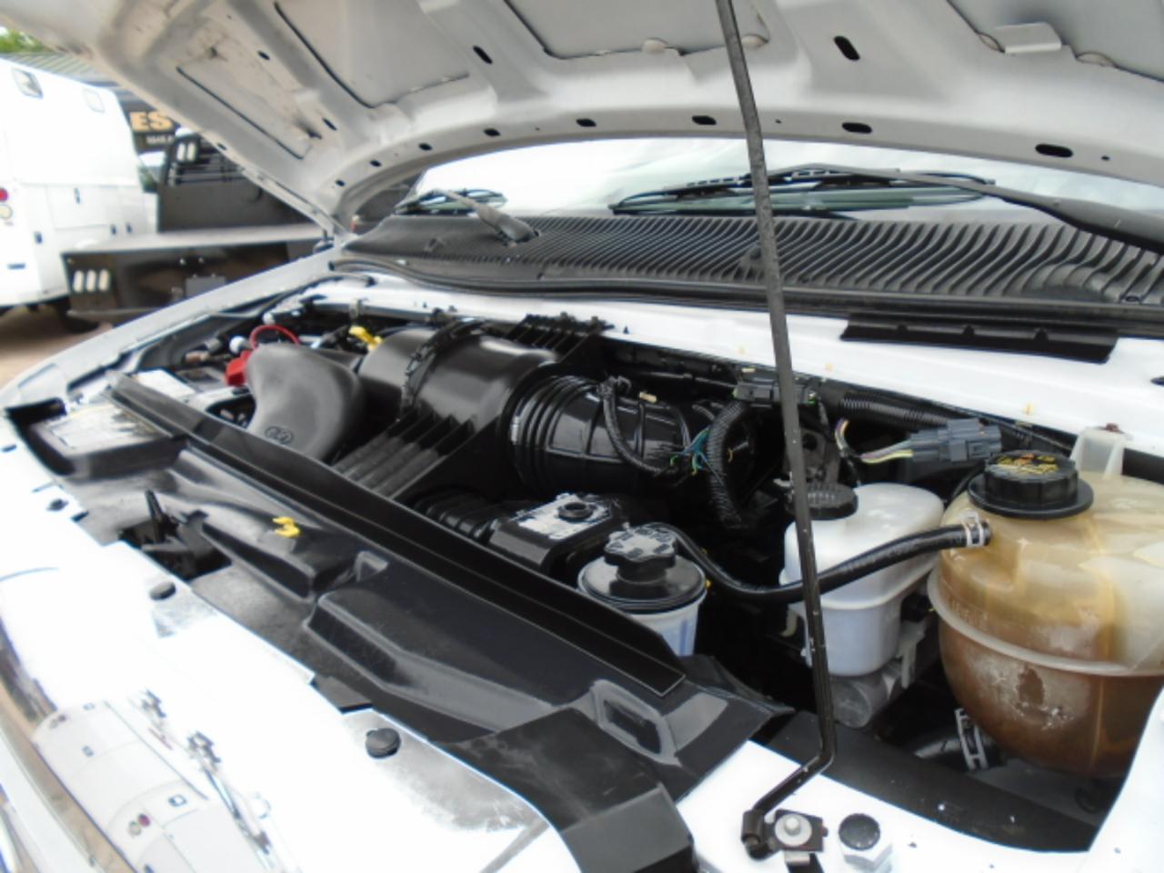 Ford Econoline E-350 Super Duty 2016