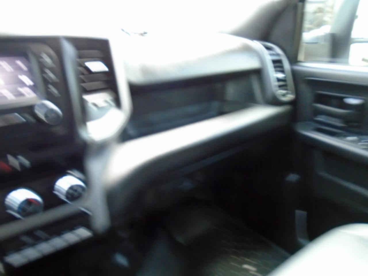 RAM 5500 Crew Cab SWB 4WD DRW 2024