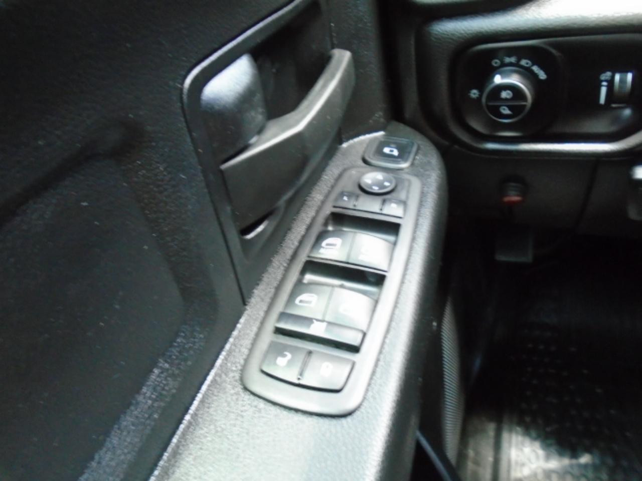 RAM 5500 Crew Cab SWB 4WD DRW 2024