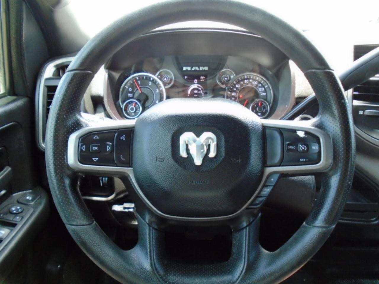 RAM 5500 Crew Cab SWB 4WD DRW 2024