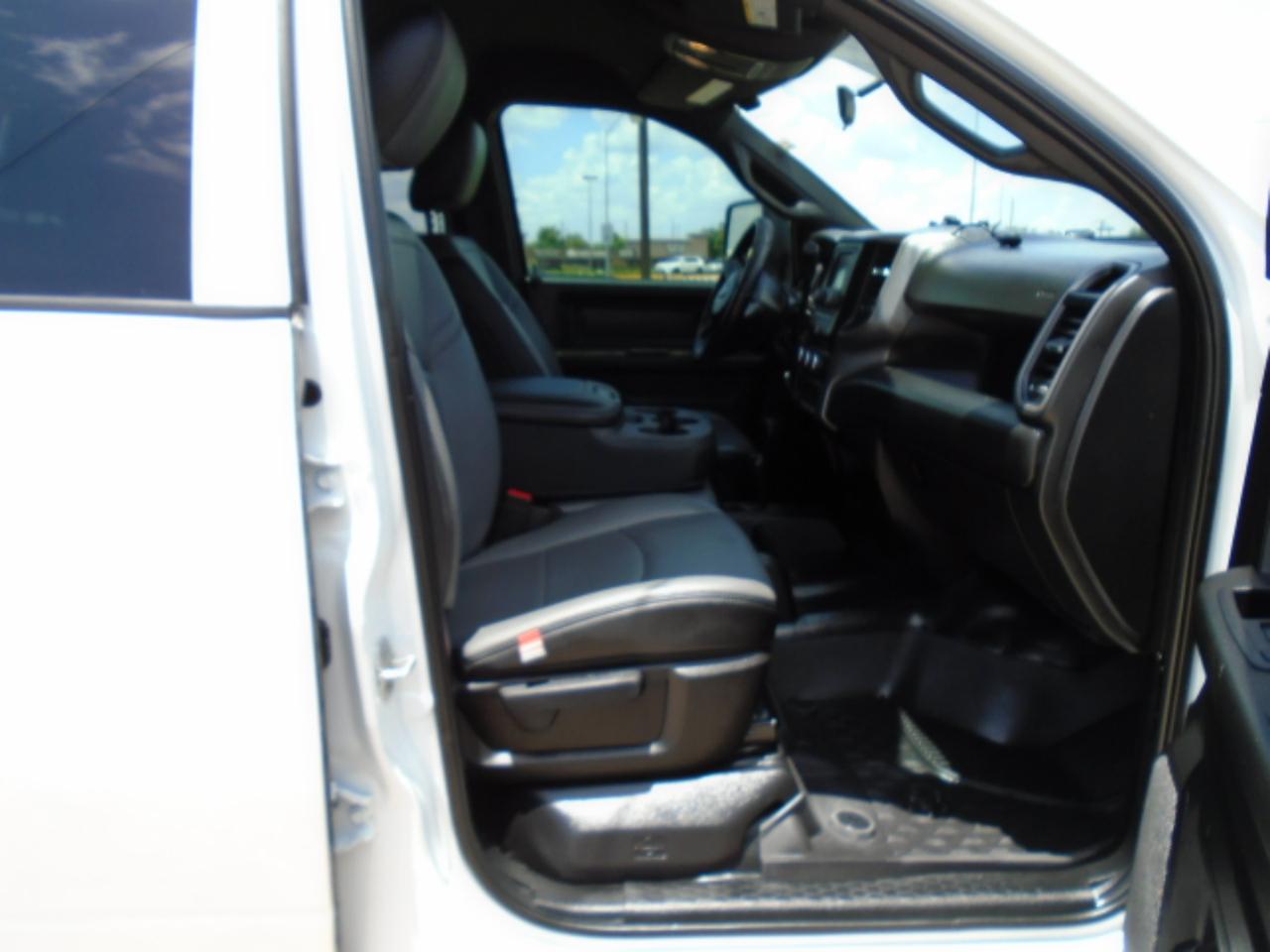 RAM 5500 Crew Cab SWB 4WD DRW 2024