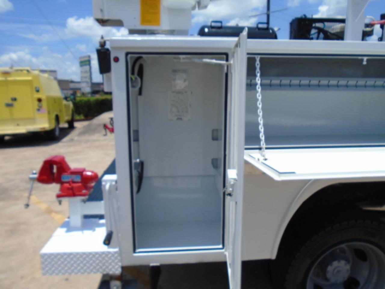RAM 5500 Crew Cab SWB 4WD DRW 2024