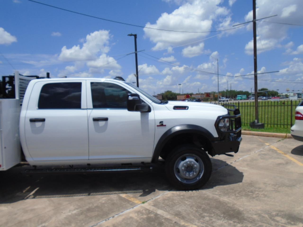 RAM 5500 Crew Cab SWB 4WD DRW 2024