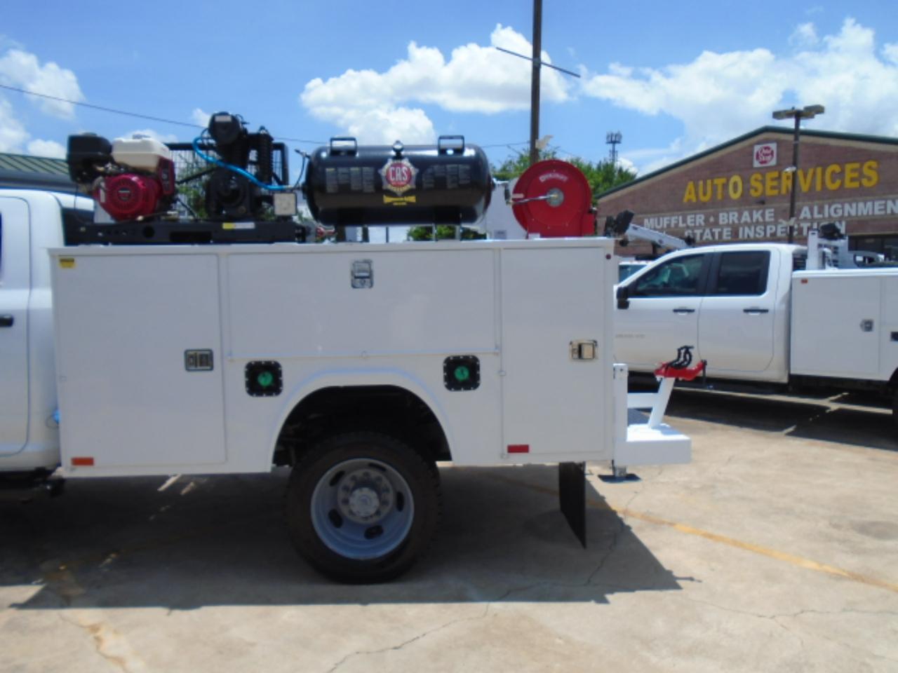 RAM 5500 Crew Cab SWB 4WD DRW 2024