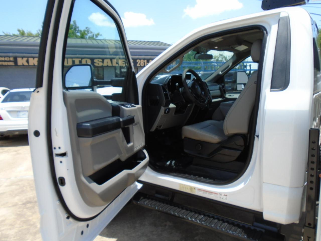 Ford F-550 Regular Cab DRW 2WD 2019