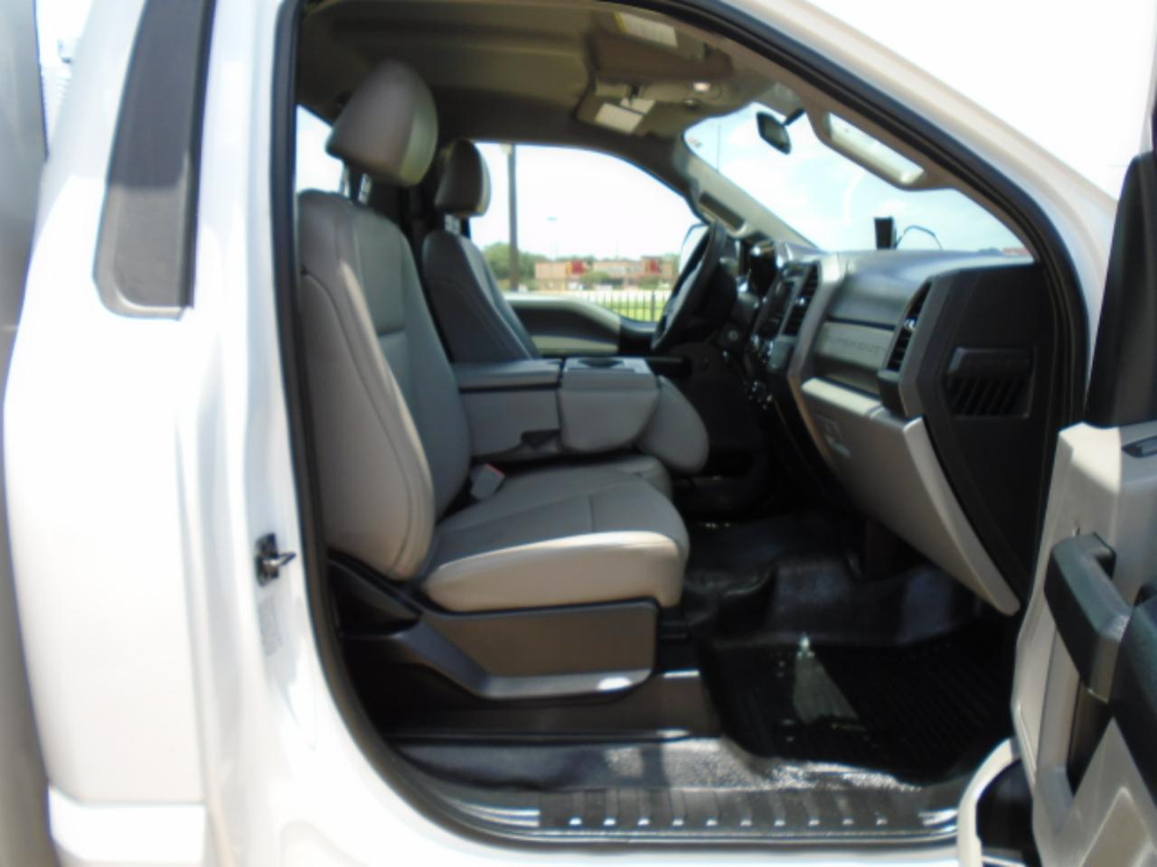 Ford F-550 Regular Cab DRW 2WD 2019