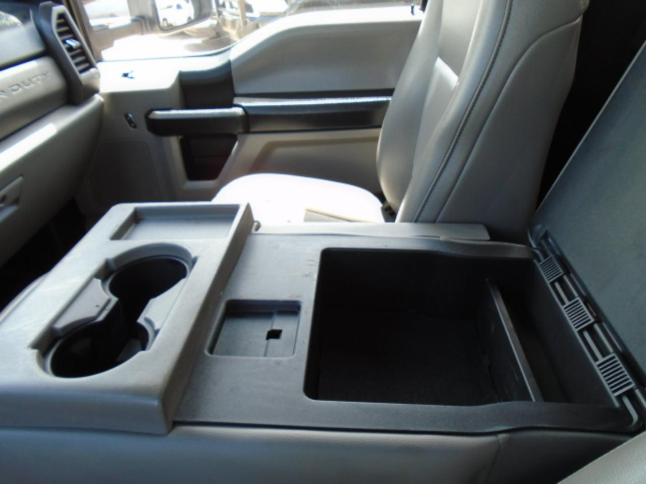 Ford F-550 Regular Cab DRW 4WD 2018