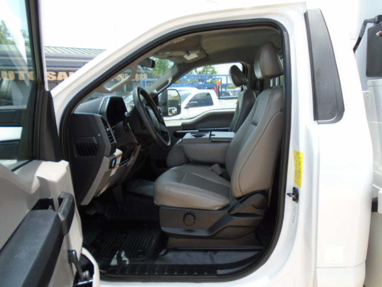 Ford F-450 SD Regular Cab DRW 2WD 2019