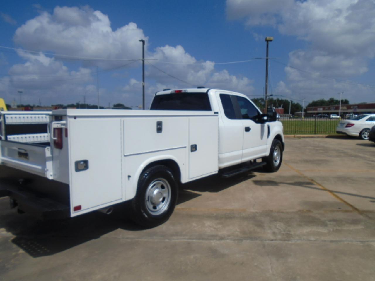 Ford F-350 SD XLT SuperCab Long Bed 2WD 2021