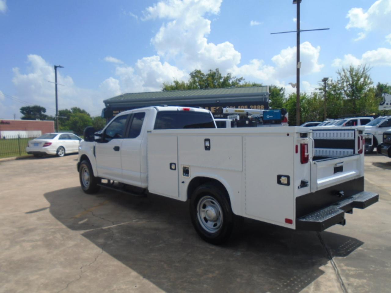 Ford F-350 SD XLT SuperCab Long Bed 2WD 2021