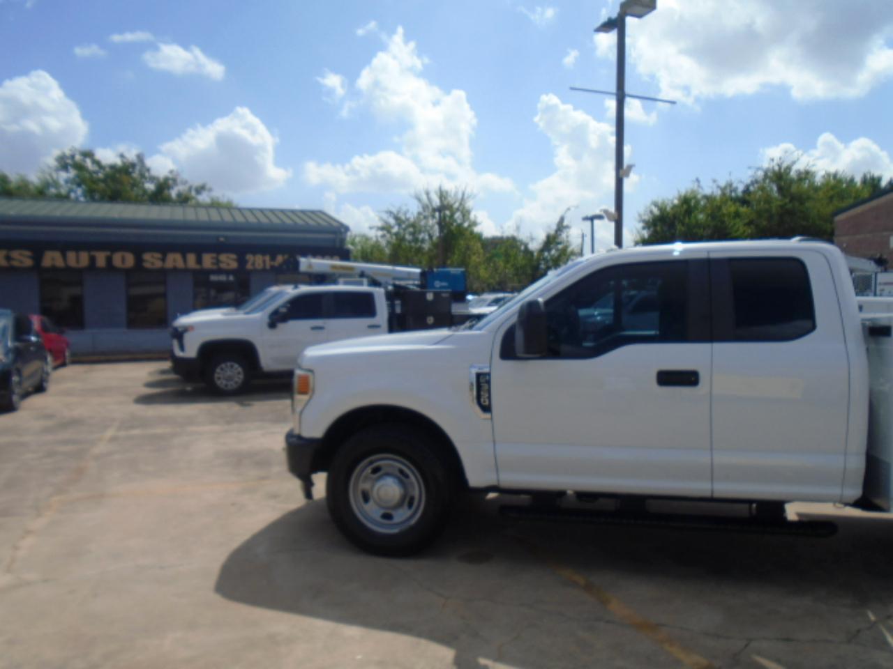 Ford F-350 SD XLT SuperCab Long Bed 2WD 2021