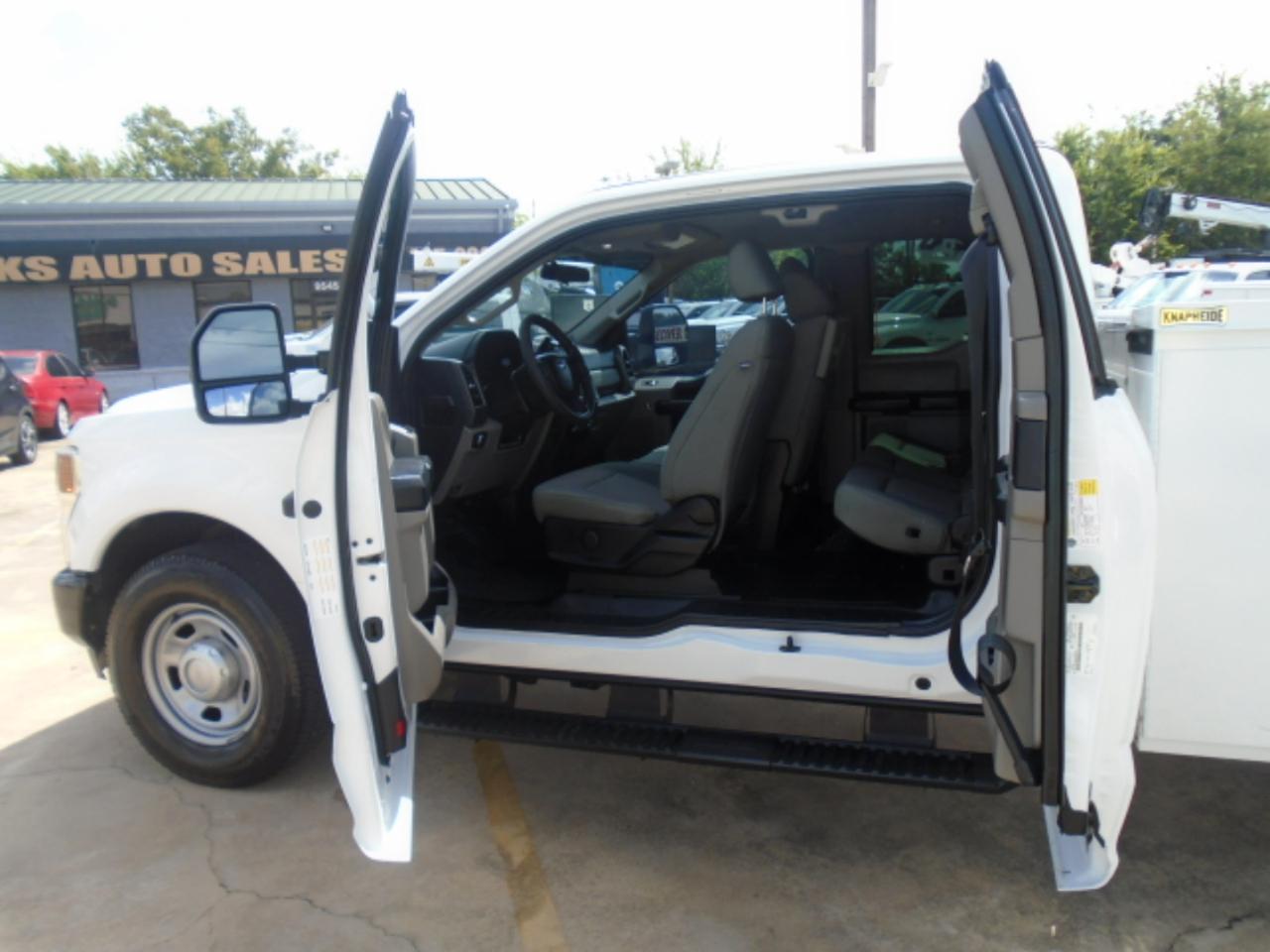 Ford F-350 SD XLT SuperCab Long Bed 2WD 2021