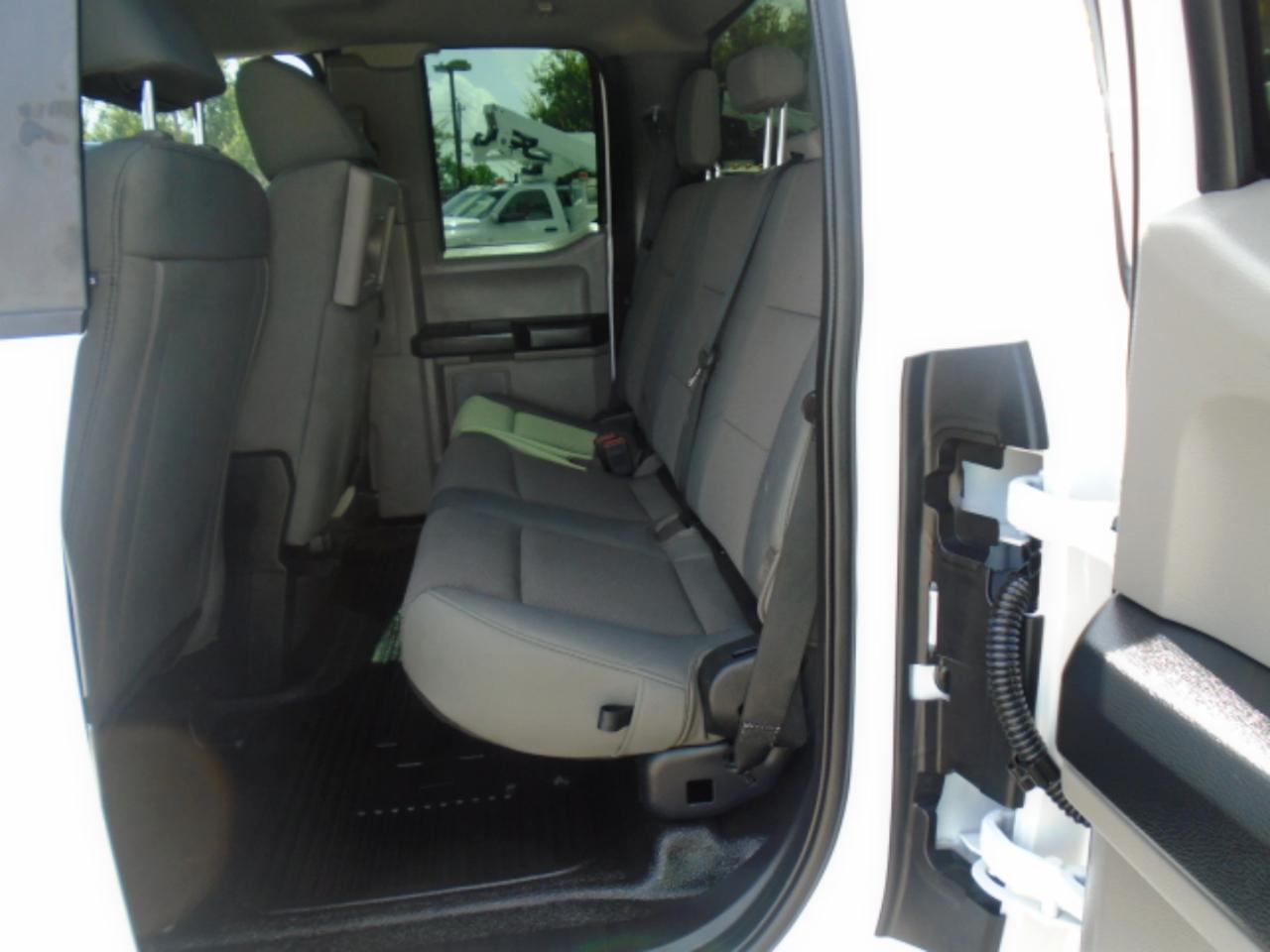 Ford F-350 SD XLT SuperCab Long Bed 2WD 2021