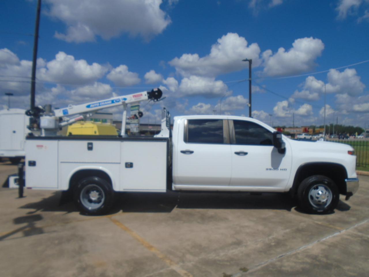 Chevrolet Silverado 3500HD Work Truck Crew Cab 4WD 2024