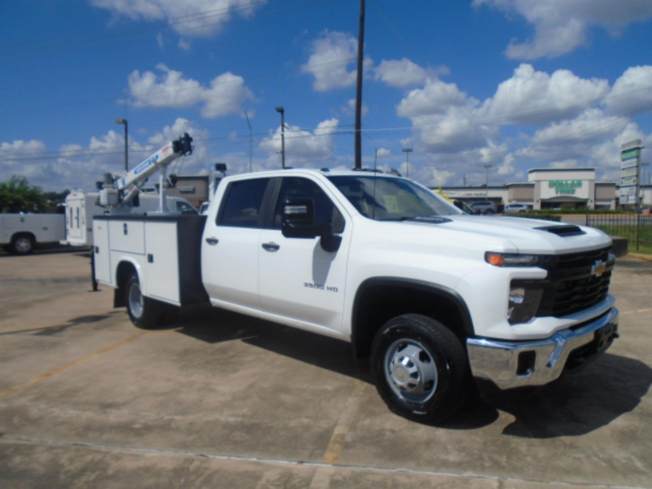 Chevrolet Silverado 3500HD Work Truck Crew Cab 4WD 2024