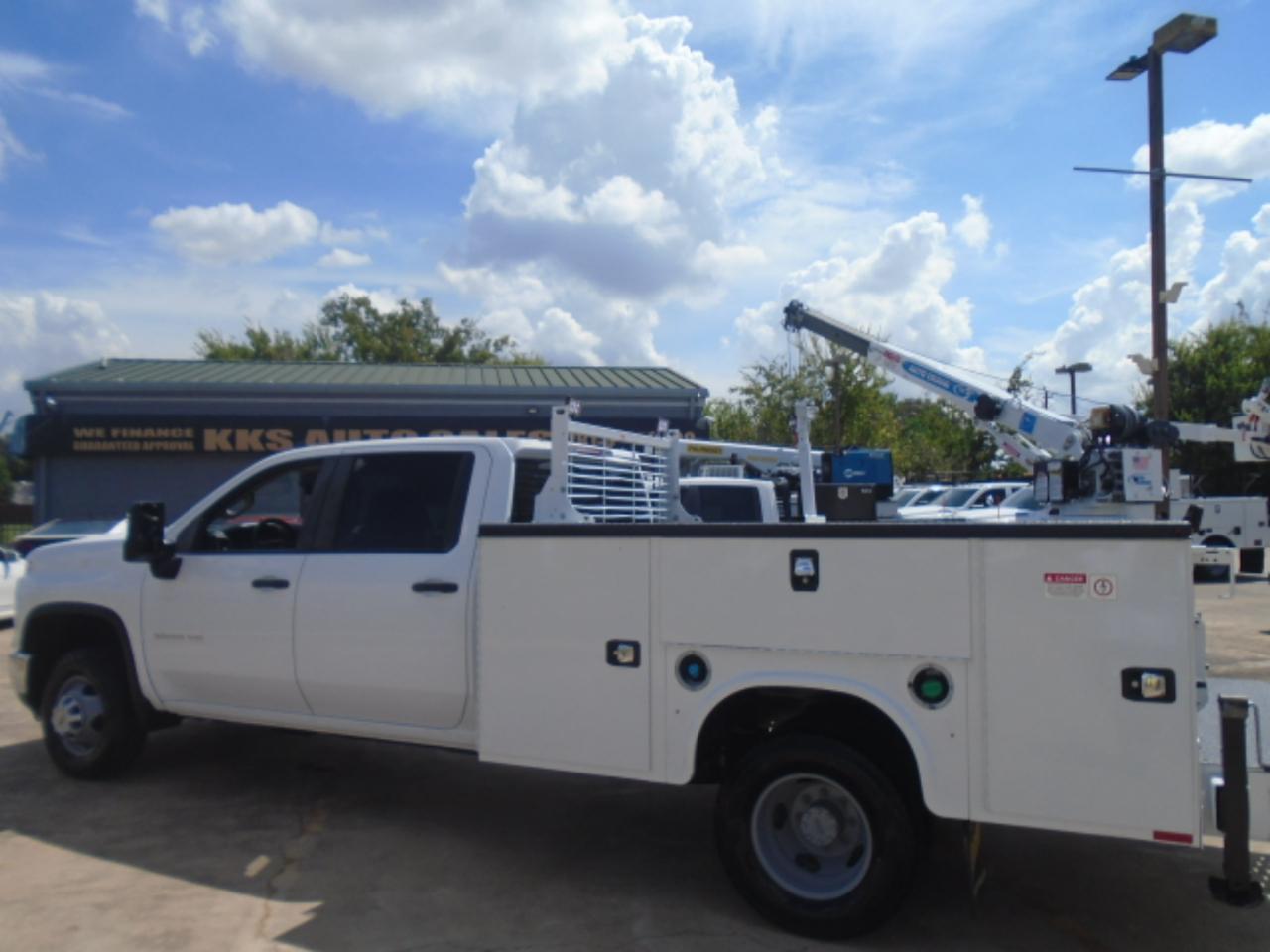 Chevrolet Silverado 3500HD Work Truck Crew Cab 4WD 2024
