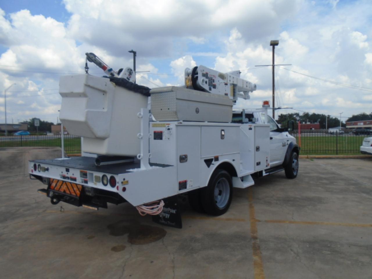 RAM 5500 Regular Cab 4WD DRW 2018