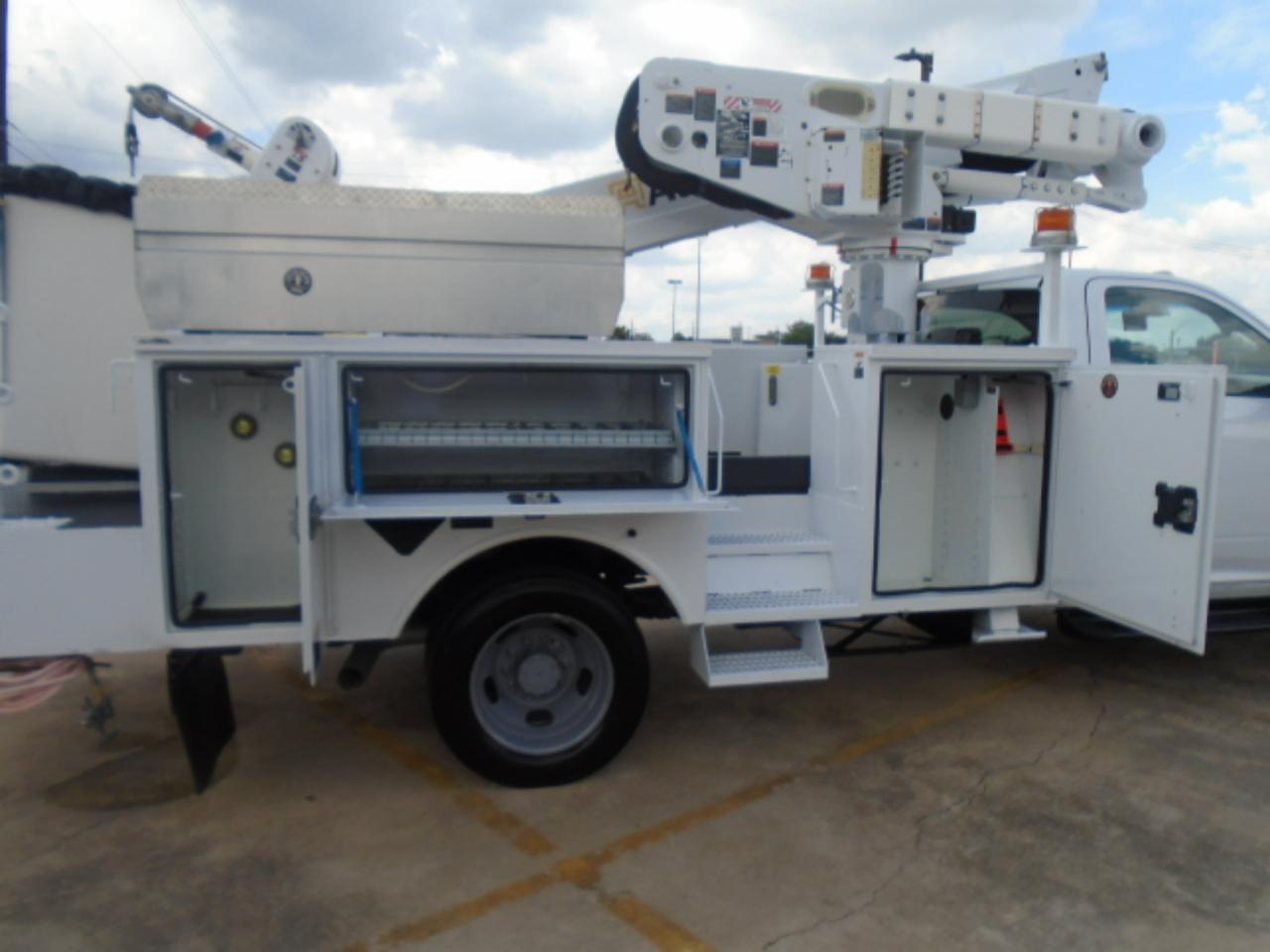 RAM 5500 Regular Cab 4WD DRW 2018