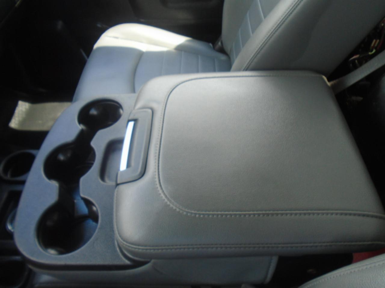 RAM 5500 Regular Cab 4WD DRW 2018