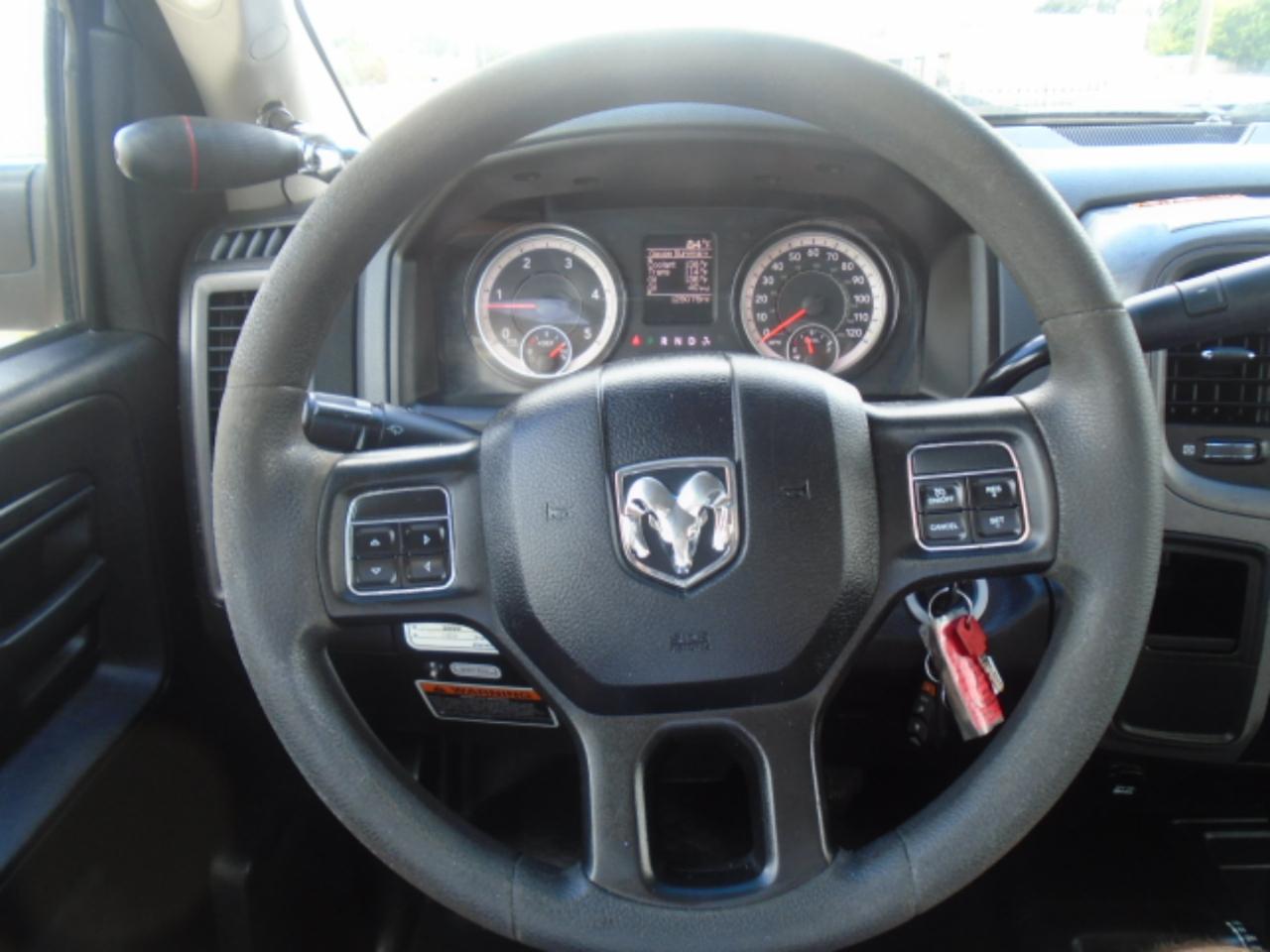 RAM 5500 Regular Cab 4WD DRW 2018
