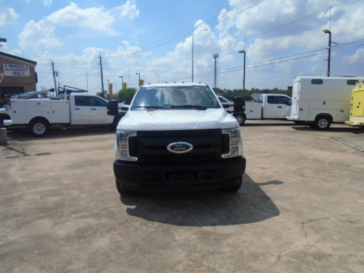 Ford F-350 SD XL SuperCab 2WD 2019