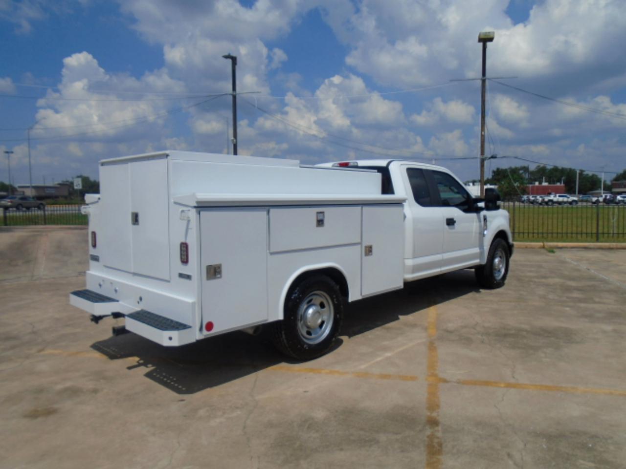 Ford F-350 SD XL SuperCab 2WD 2019
