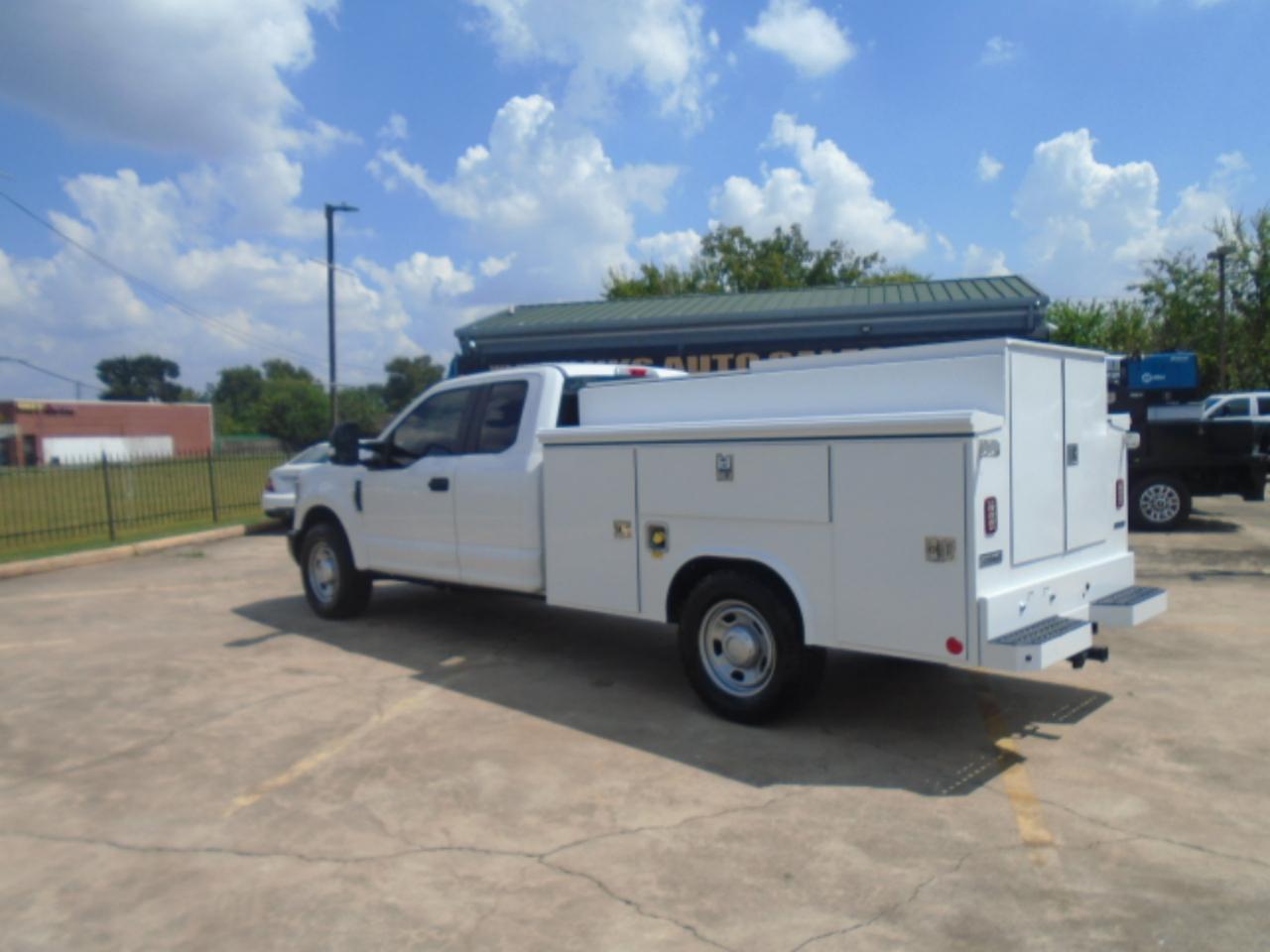 Ford F-350 SD XL SuperCab 2WD 2019