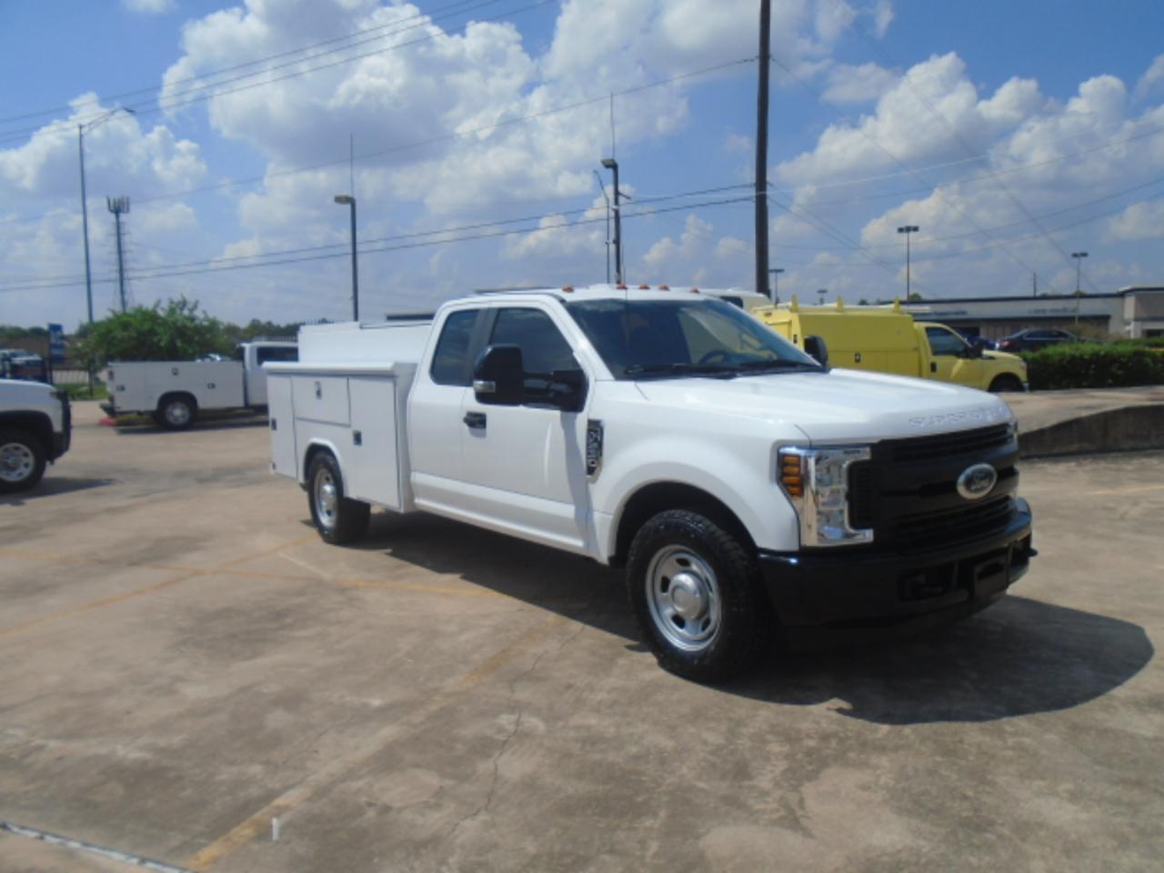 Ford F-350 SD XL SuperCab 2WD 2019